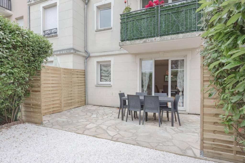Garden Apartment Next To Disneyland Bussy-Saint-Georges Eksteriør bilde